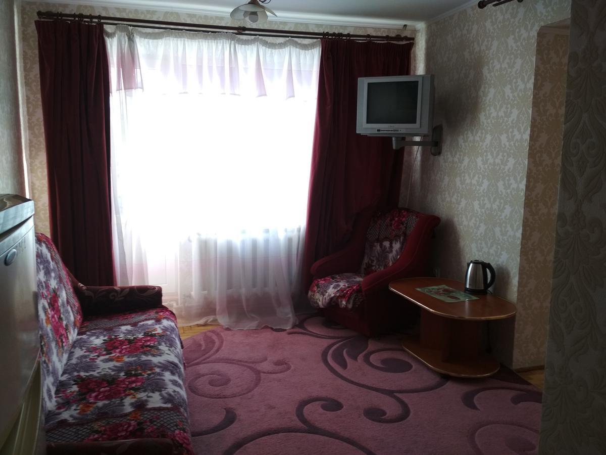 Удеч Hotel Zhidachov Exterior photo